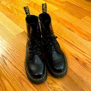 Dr Martens Jadon Platform US 10 EU 42